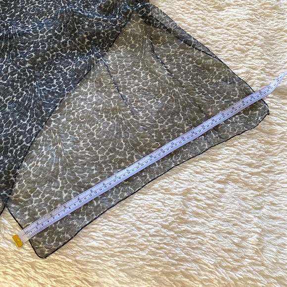3 / $30 mix and match animal print scarf - Picture 3 of 3